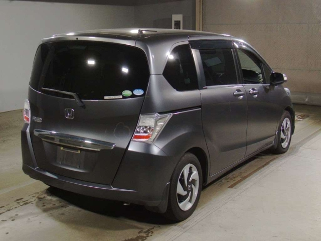 HONDA FREED 2012