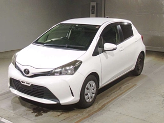 TOYOTA VITZ 2014