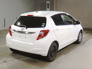 TOYOTA VITZ 2014