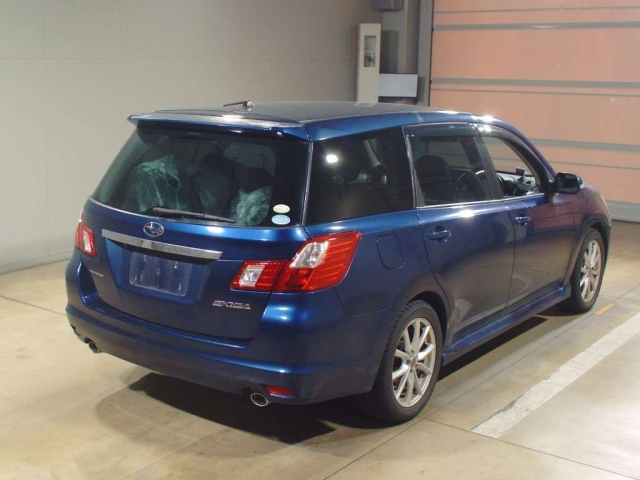 SUBARU EXIGA 2010