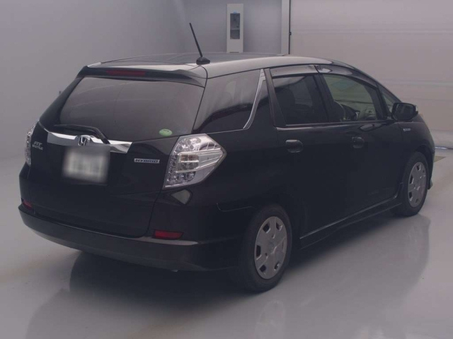 HONDA FIT SHUTTLE 2013