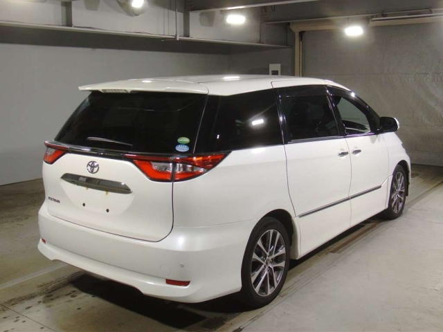 TOYOTA ESTIMA 2017