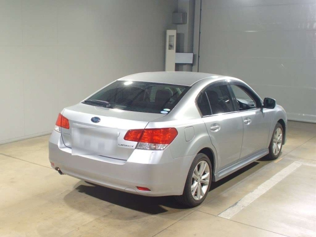 SUBARU LEGACY B4 2012