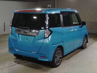 TOYOTA ROOMY 2020
