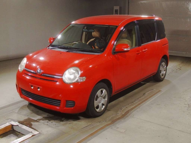 TOYOTA SIENTA 2012