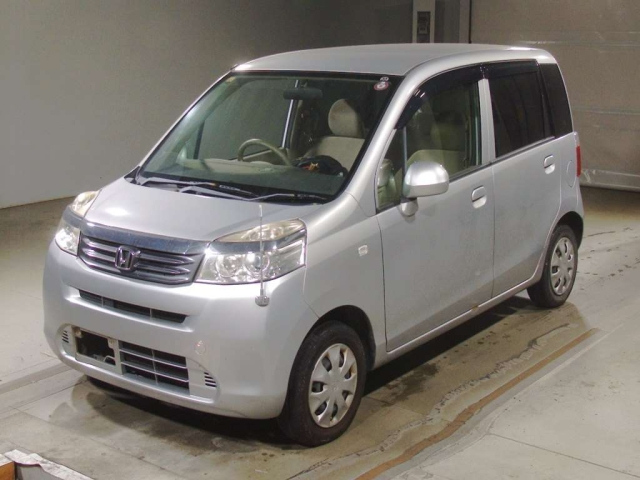 HONDA LIFE 2010
