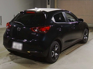 Заказать MAZDA MAZDA2