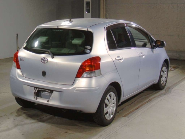 TOYOTA VITZ 2009