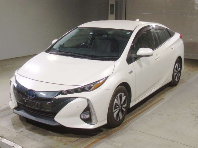 TOYOTA PRIUS PHV 2020