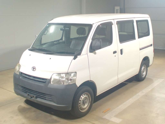 TOYOTA TOWN ACE VAN 2017