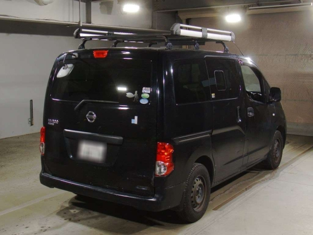 NISSAN NV200 2013