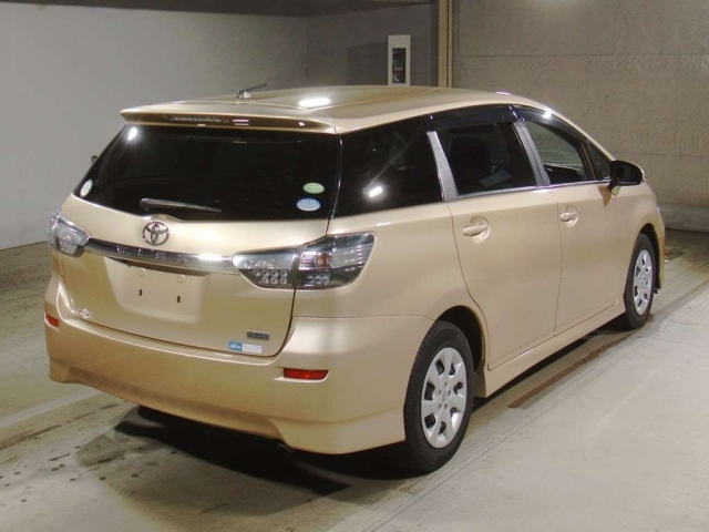 TOYOTA WISH 2012