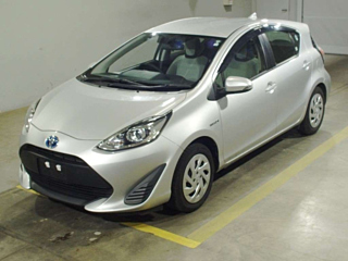 TOYOTA AQUA 2018