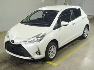 TOYOTA VITZ 2020