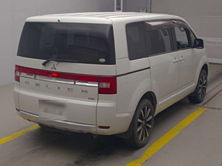 MITSUBISHI DELICA D5 2016