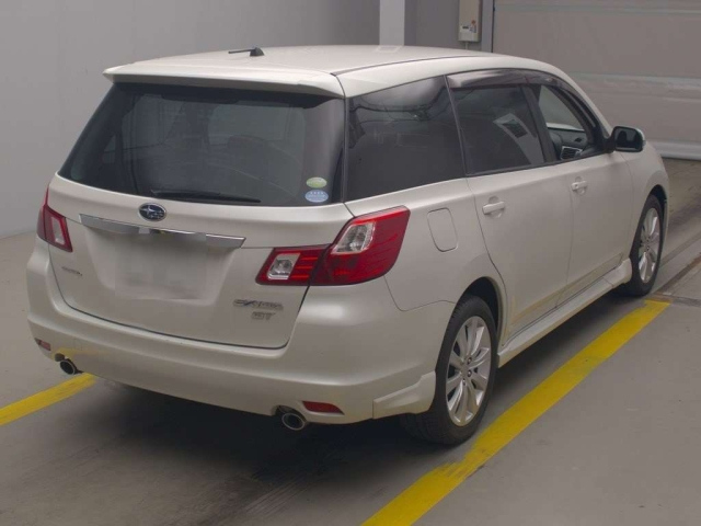 SUBARU EXIGA 2010