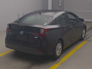 TOYOTA PRIUS 2019