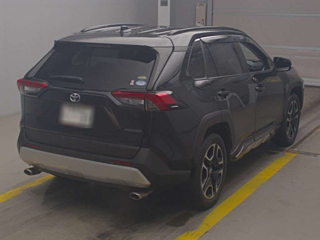 TOYOTA RAV4 2020