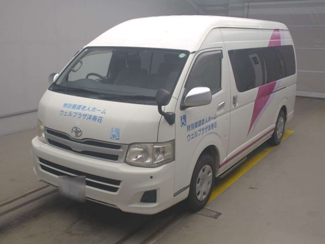 TOYOTA REGIUS ACE COMMUTER 2012