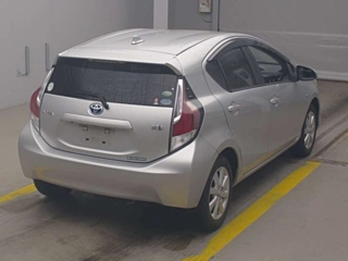 TOYOTA PRIUS ALPHA 2015