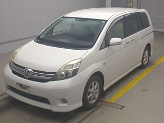 TOYOTA ISIS 2013