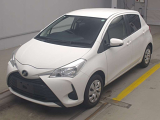 TOYOTA VITZ 2018