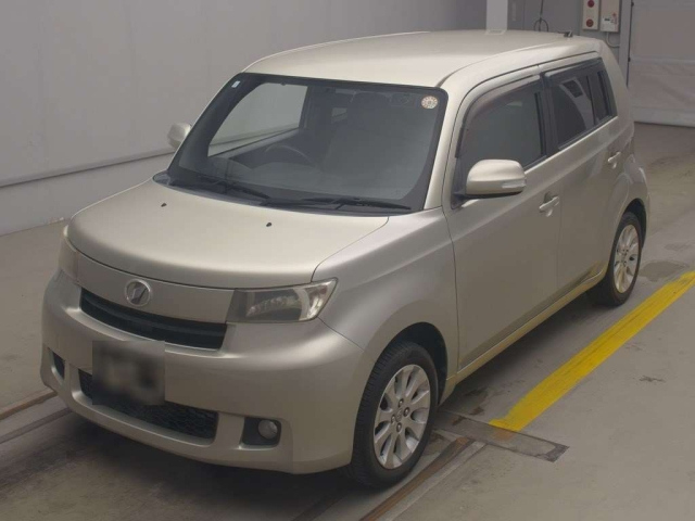 TOYOTA BB 2009