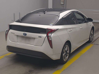 TOYOTA PRIUS 2018