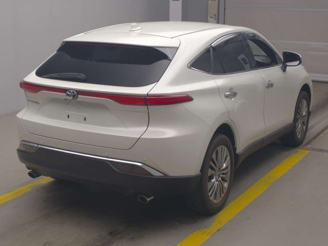 TOYOTA HARRIER 2022