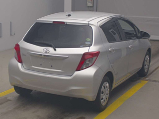 TOYOTA VITZ 2014