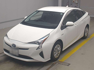 TOYOTA PRIUS 2017