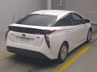 TOYOTA PRIUS 2018