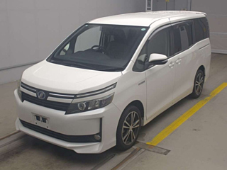 TOYOTA VOXY 2014