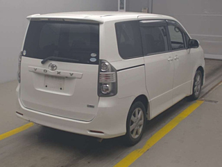 TOYOTA VOXY 2008