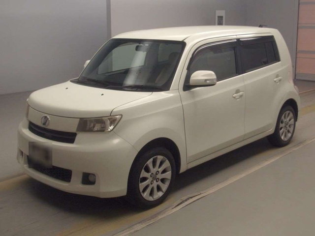 TOYOTA BB 2009