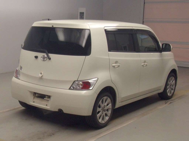 TOYOTA BB 2009