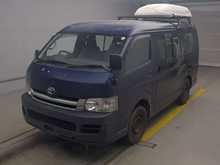 TOYOTA HIACE 2010
