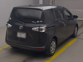 TOYOTA SIENTA 2016
