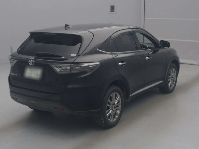 TOYOTA HARRIER 2017