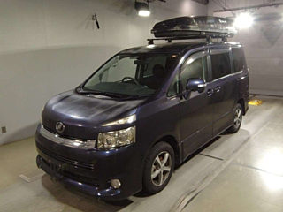 TOYOTA VOXY 2008