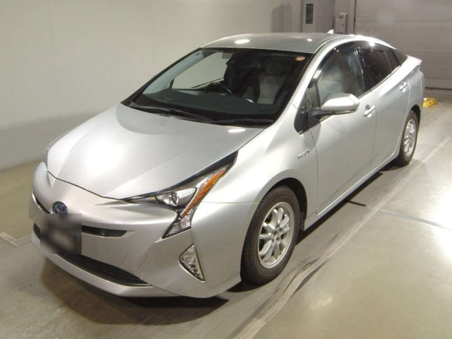 TOYOTA PRIUS 2016