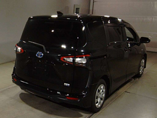 TOYOTA SIENTA 2016