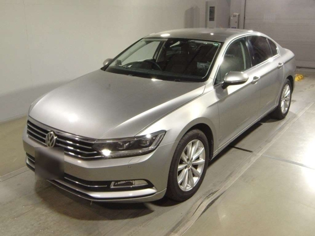 VOLKSWAGEN PASSAT 2016
