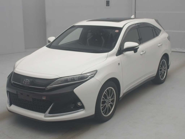 TOYOTA HARRIER 2018