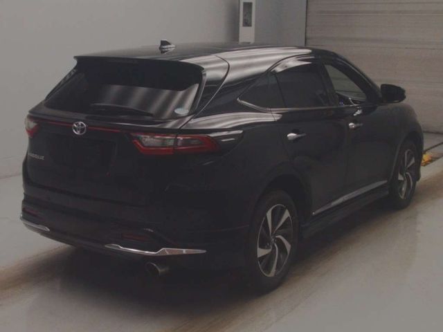 TOYOTA HARRIER 2018