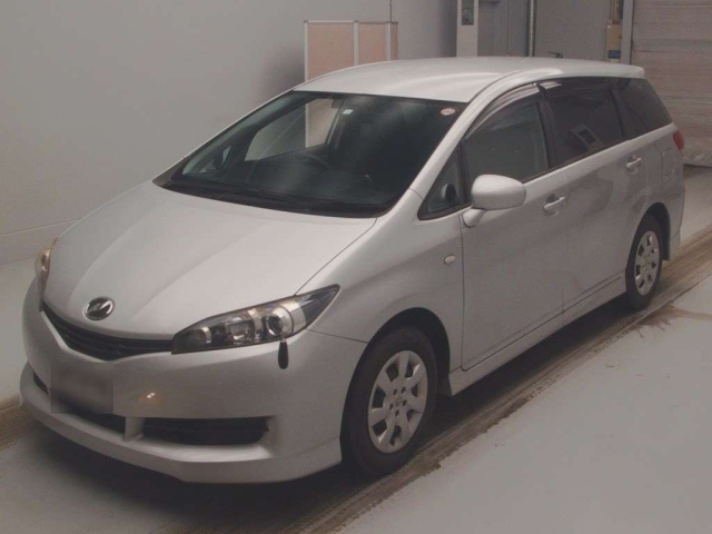 TOYOTA WISH 2010
