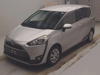 TOYOTA SIENTA 2017