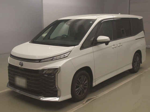 TOYOTA VOXY 2023