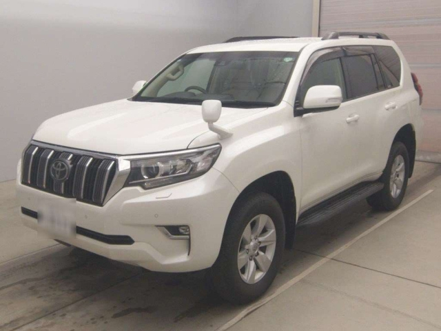 TOYOTA LAND CRUISER PRADO 2019