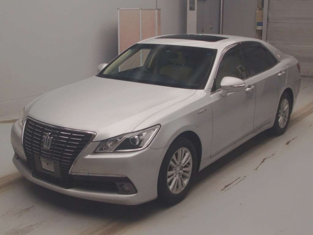 TOYOTA CROWN 2013